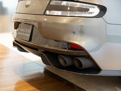 2019 Aston Martin RAPIDE 缩略图 22