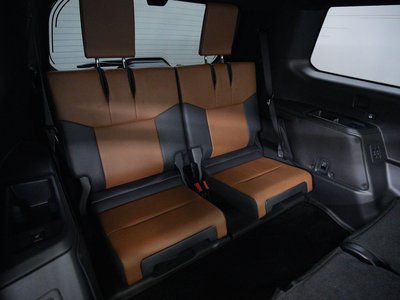 2026 Lexus GX photo 9