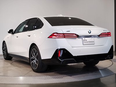 2024 BMW 5 SERIES 照片 6