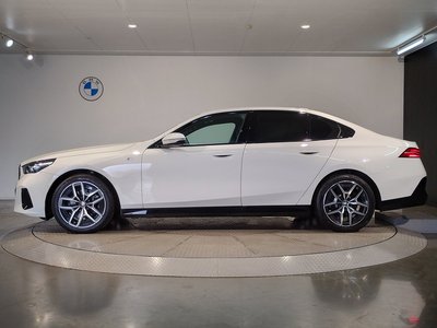 2024 BMW 5 SERIES 照片 5