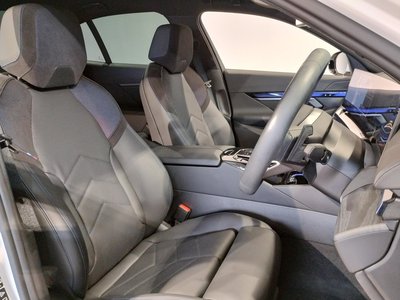 2024 BMW 5 SERIES 照片 14