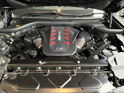 صورة 27 لـ 2023 BMW X6 M