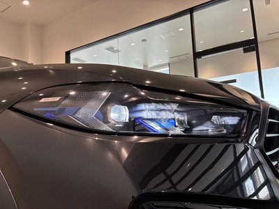 صورة 23 لـ 2023 BMW X6 M
