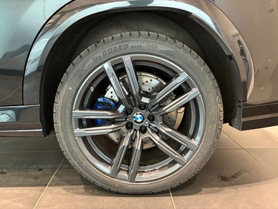 صورة 18 لـ 2023 BMW X6 M