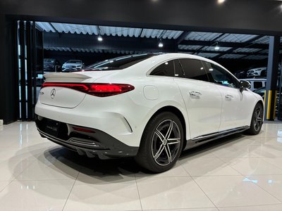 2023 Mercedes-BENZ EQE photo 5