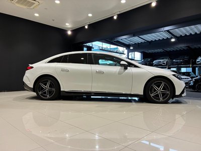 2023 Mercedes-BENZ EQE photo 4