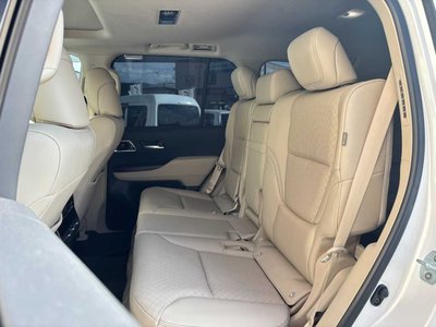 2023 Toyota LAND CRUISER 300 thumbnail 41