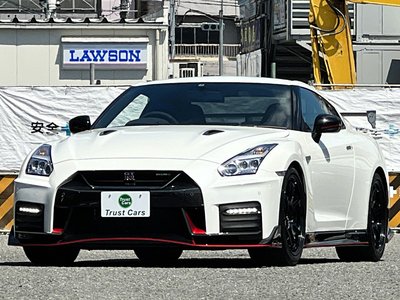 صورة 2 لـ 2017 Nissan GT-R