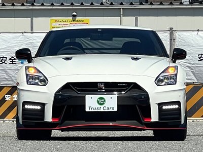 صورة 15 لـ 2017 Nissan GT-R