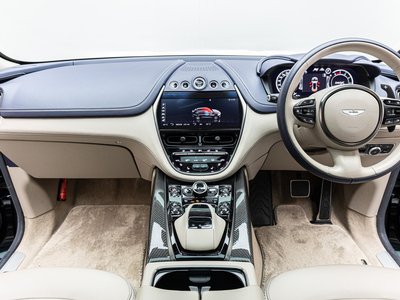 صورة 4 لـ 2024 Aston Martin DBX