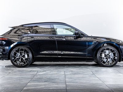 صورة 15 لـ 2024 Aston Martin DBX