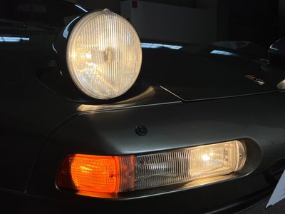 1987 Porsche 928 照片 48