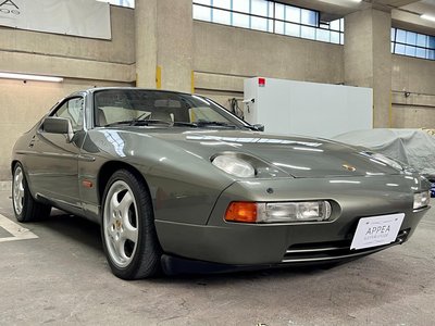 1987 Porsche 928 照片 3