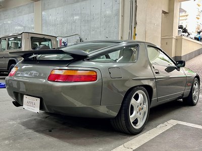 1987 Porsche 928 照片 5