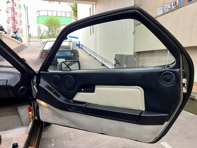 1987 Porsche 928 照片 26