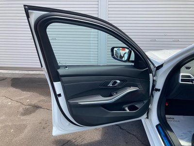 2025 BMW 3 SERIES TOURING photo 15