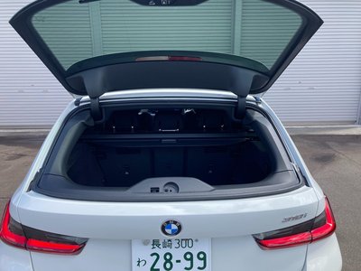 2025 BMW 3 SERIES TOURING photo 11