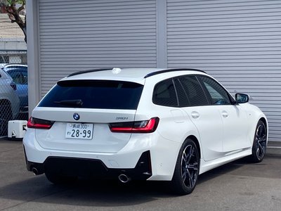 2025 BMW 3 SERIES TOURING photo 9