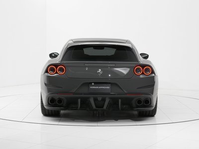 2019 Ferrari GTC4 LUSSO — фото 6