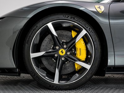 2022 Ferrari SF90 STRADALE — фото 22