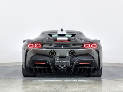 صورة 10 لـ 2022 Ferrari SF90 STRADALE