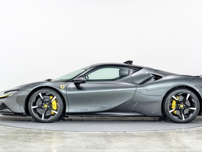 صورة 8 لـ 2022 Ferrari SF90 STRADALE