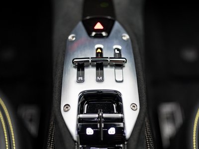 صورة 15 لـ 2022 Ferrari SF90 STRADALE