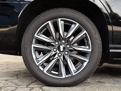 2022 Cadillac ESCALADE thumbnail 38