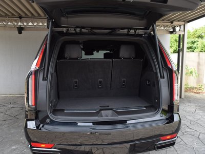 2022 Cadillac ESCALADE thumbnail 24