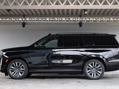 2022 Cadillac ESCALADE thumbnail 6