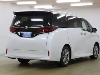 2026 Toyota ALPHARD — фото 19