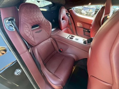 صورة مصغرة 31 لـ 2016 Aston Martin RAPIDE