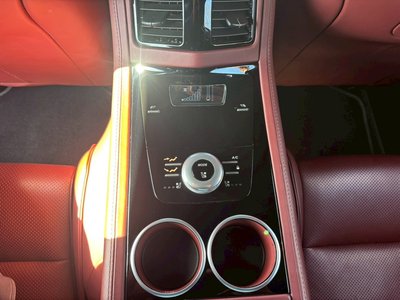 صورة مصغرة 57 لـ 2016 Aston Martin RAPIDE