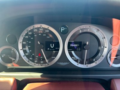 صورة مصغرة 44 لـ 2016 Aston Martin RAPIDE