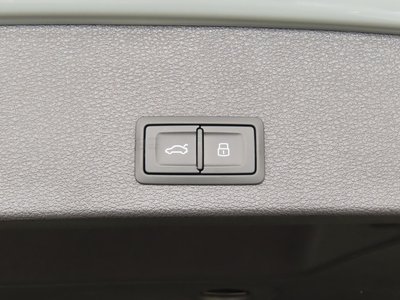 2024 AUDI SQ2 photo 13