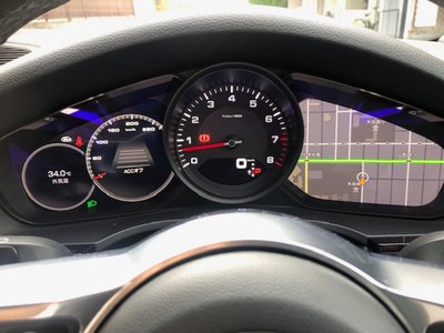 2019 Porsche CAYENNE thumbnail 33