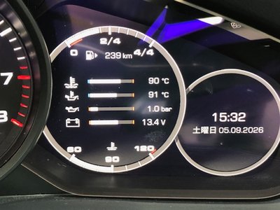 2019 Porsche CAYENNE thumbnail 35