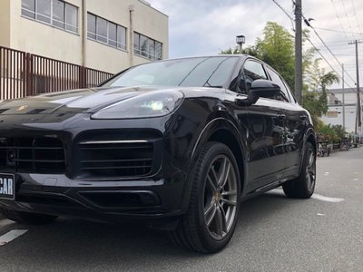 2019 Porsche CAYENNE thumbnail 46