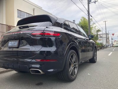 2019 Porsche CAYENNE thumbnail 48