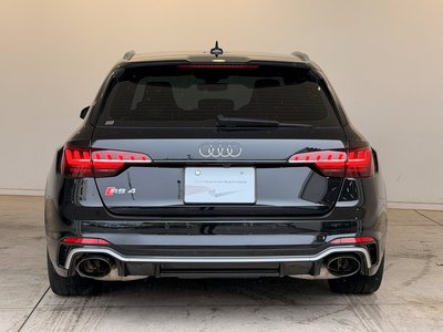 2022 AUDI RS4 AVANT photo 10