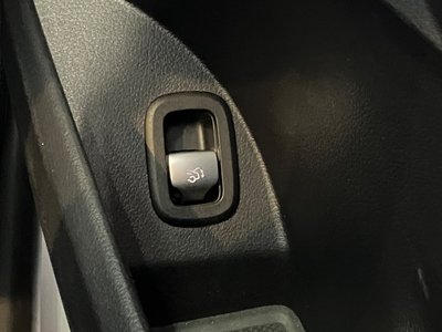 صورة مصغرة 30 لـ 2024 Mercedes-BENZ GLC