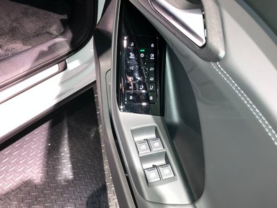 صورة مصغرة 35 لـ 2026 AUDI Q6 E-TRON
