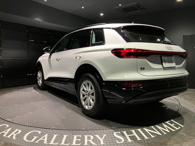 صورة 13 لـ 2026 AUDI Q6 E-TRON