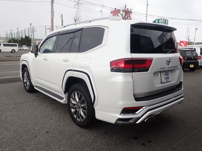 2023 Toyota LAND CRUISER 300 照片 7