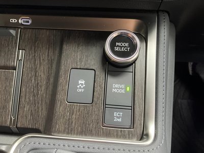 2025 Lexus GX photo 46