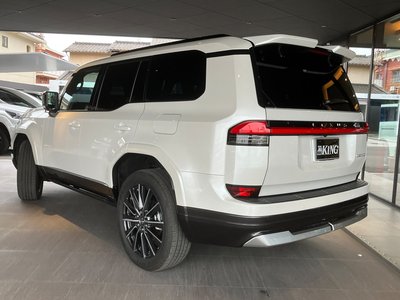 2025 Lexus GX photo 63