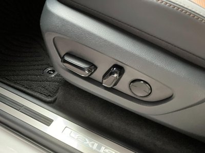 2025 Lexus GX photo 18