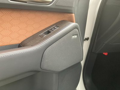 2025 Lexus GX photo 21