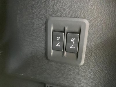2025 Lexus GX photo 13