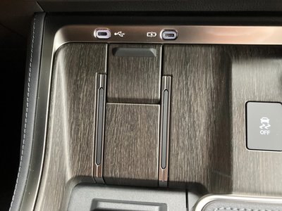 2025 Lexus GX photo 47